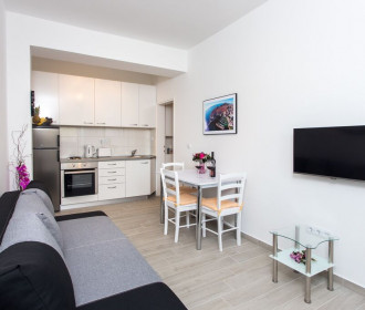 Apartments L&M - One Bedroom Apartment With Terrac