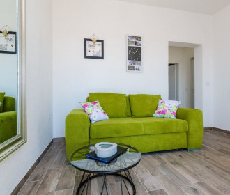 Apartments Life - One Bedroom Apartment With Balco
