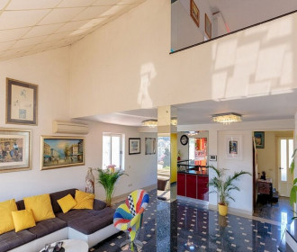 Heavenly Holiday Home - Three Bedroom Apartment Wi