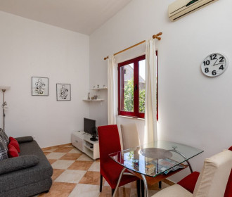 Apartments Franka - One Bedroom Apartment With Ter