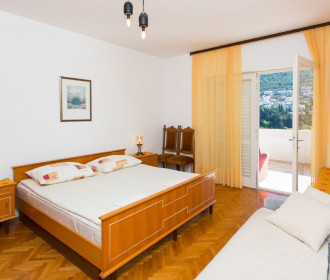 Guest House Ljubica - Double Room With Private Bat