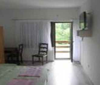 Bed & Breakfast Helena - Triple Room With Terrace